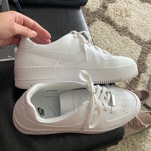 Nike Air Force Ones sage low